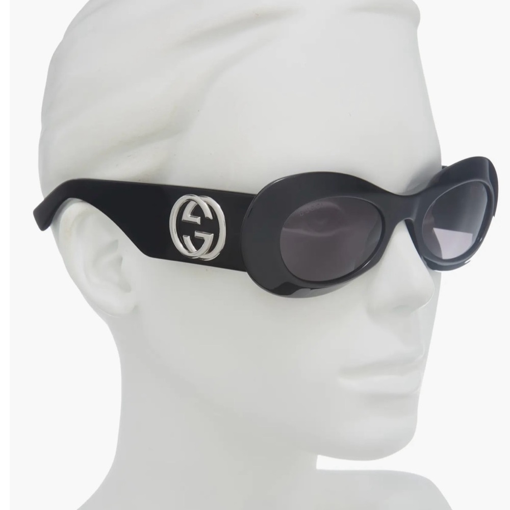 Gucci Black Oval Sunglasses with Silver Double-G Logo